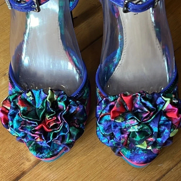 Gianni Bini Peep Toe Multicolored Heel Shoe Size 8.5 - Picture 5 of 10